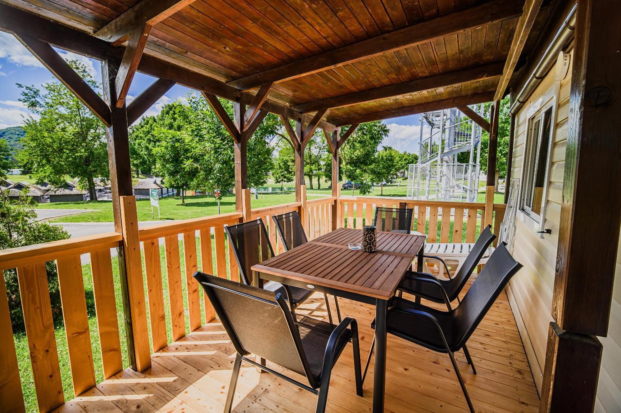 Lake View Mobile Homes With Thermal Riviera Tickets In Terme Catez Catez ob Savi Quarto foto