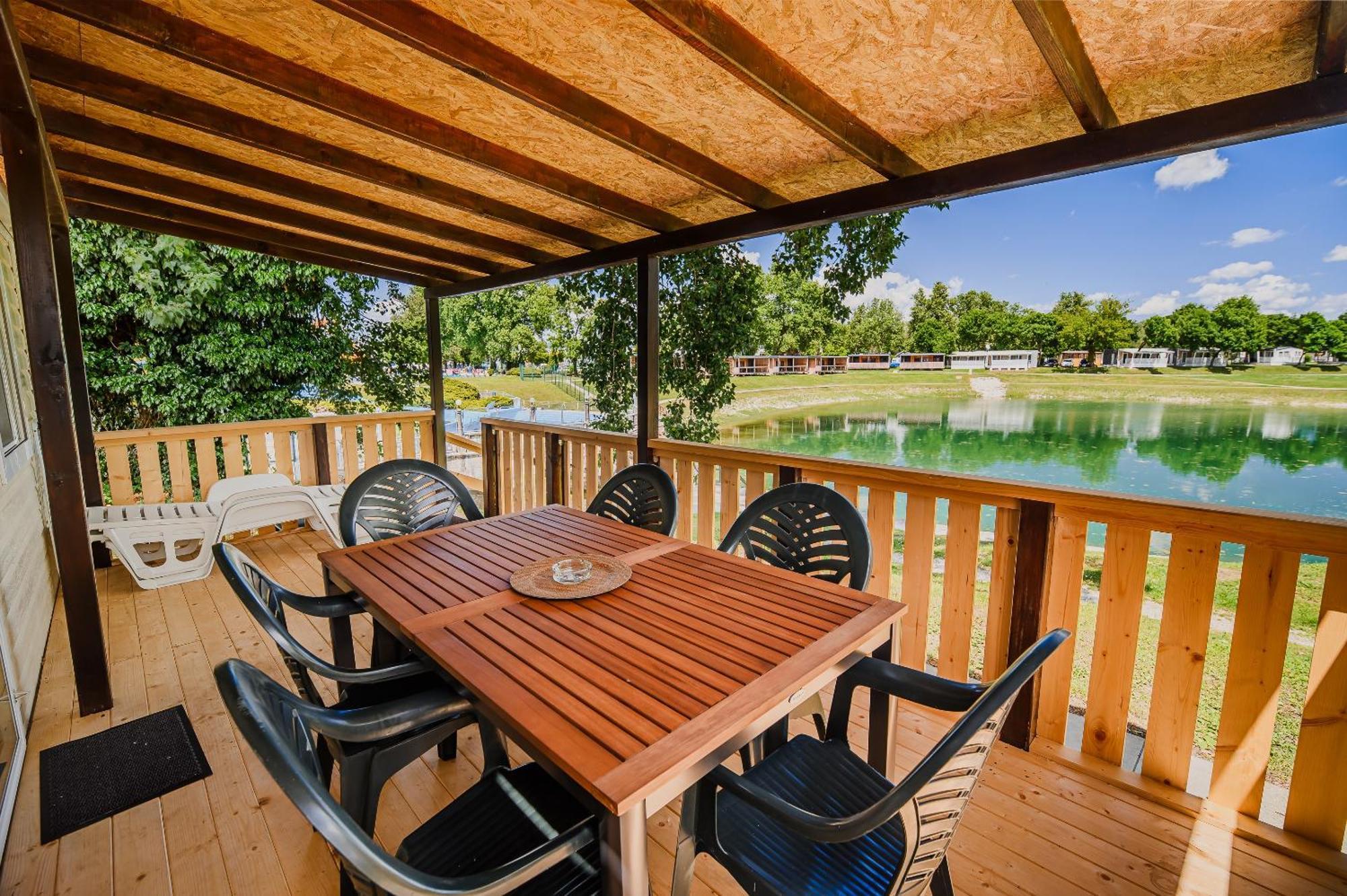 Lake View Mobile Homes With Thermal Riviera Tickets In Terme Catez Catez ob Savi Quarto foto